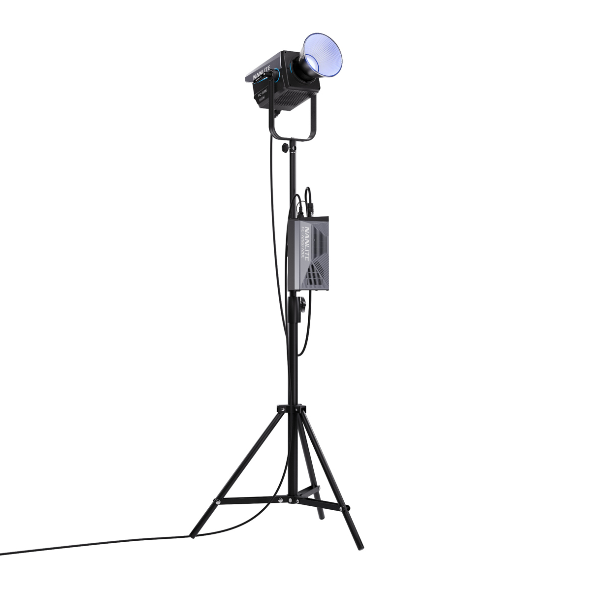 Nanlite FC-720C Full-Color Studio- Scheinwerfer Nanlite FC-720C Full-Color Studio- Scheinwerfer