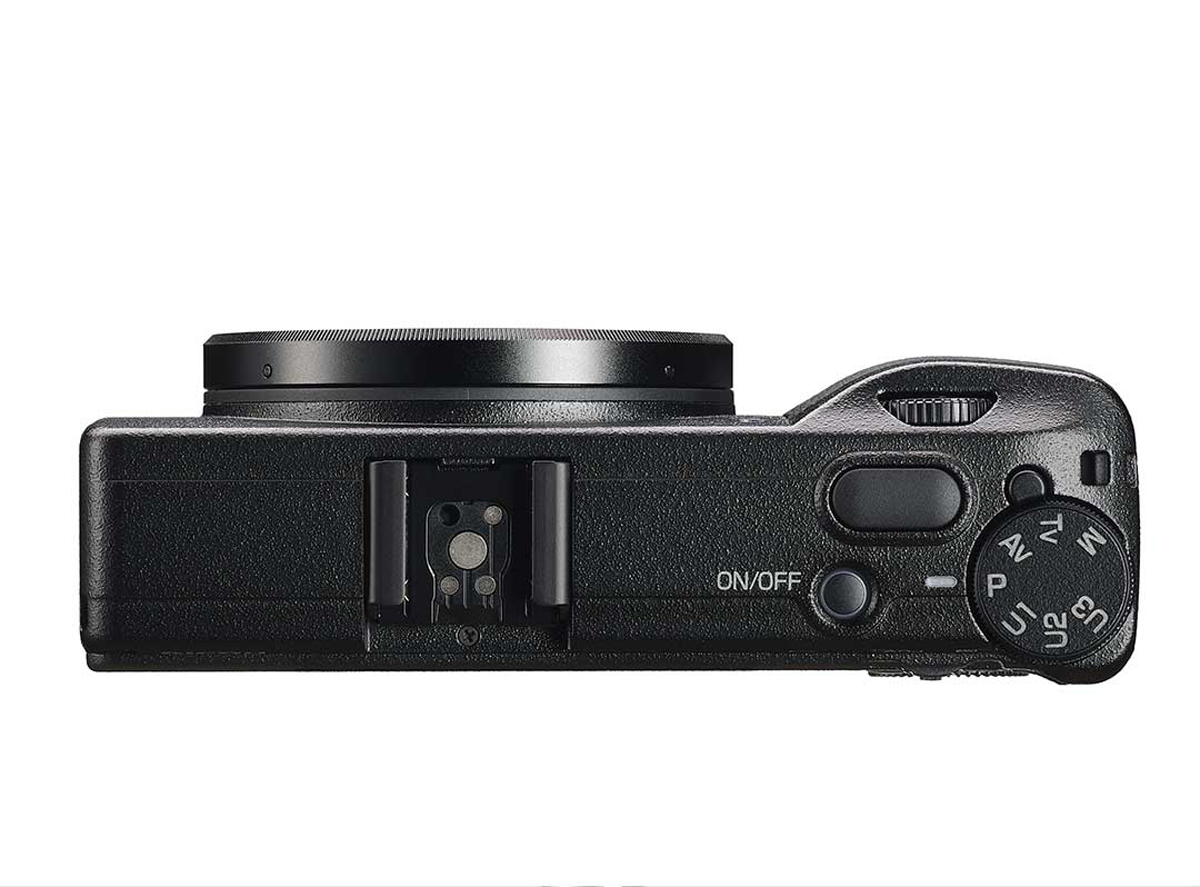 Ricoh GR IIIx schwarz Kompaktkamera