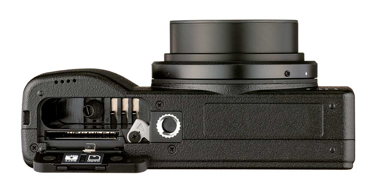 Ricoh GR IIIx schwarz Kompaktkamera Ricoh GR IIIx schwarz Kompaktkamera
