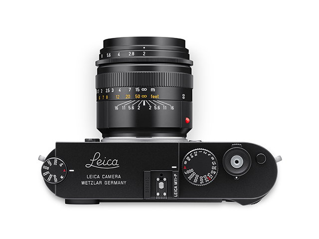 Leica Summicron-M 1:2/66, schwarz eloxiert