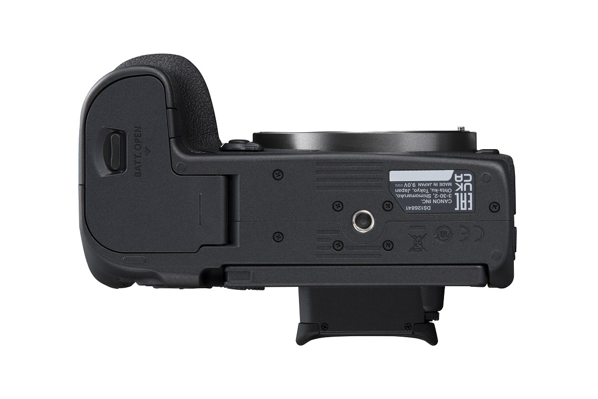 Canon EOS R7 Set mit EF - EOS R Bajonett Adapter Canon EOS R7 Set mit EF - EOS R Bajonett Adapter