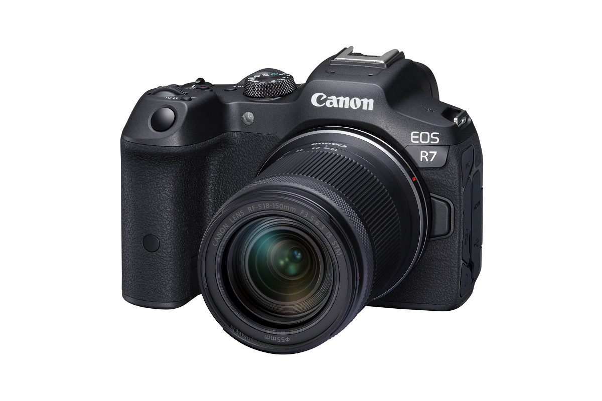 Canon EOS R7+RF-S 3,5-6,3/18-150 mm IS STM 4549292185553