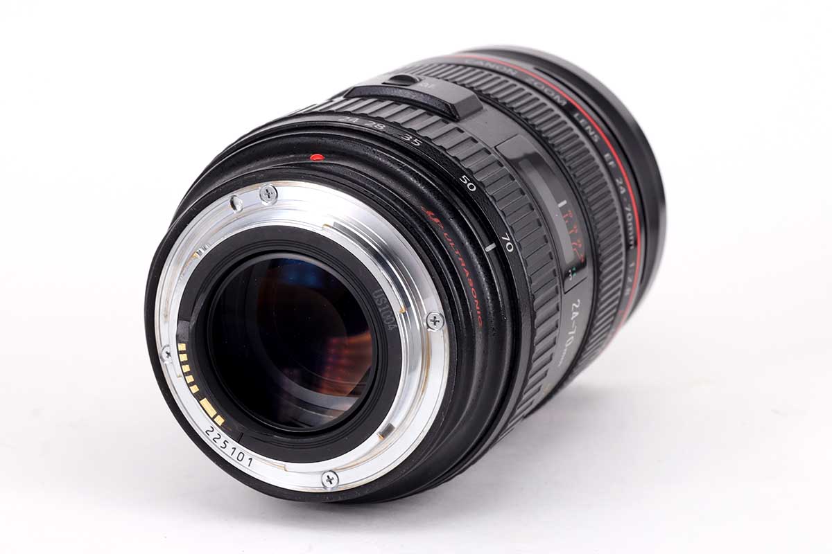 Canon EF 24-70mm f/2,8 L USM | Zustand: A | Gebraucht Canon EF 24-70mm f/2,8 L USM | Zustand: A | Gebraucht