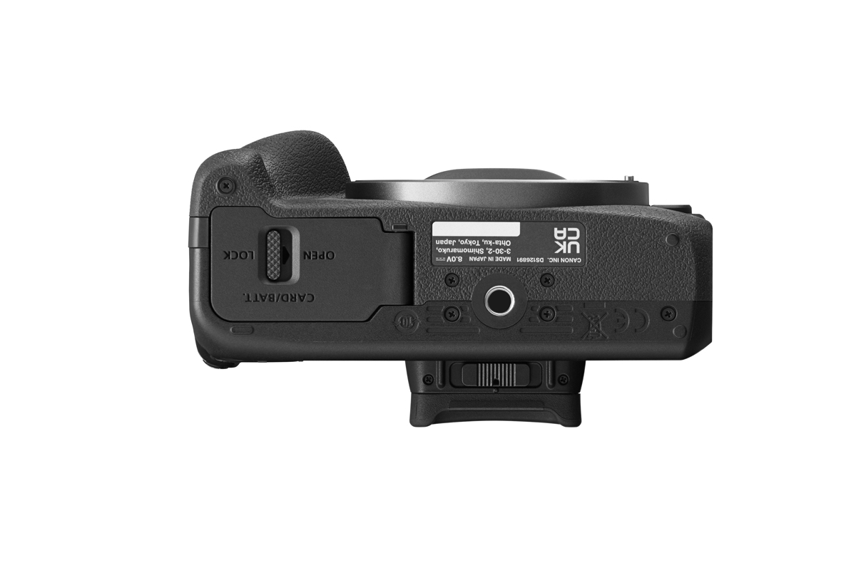 Canon EOS R100 + Canon RF-S 18-45 mm 1:4.5-6.3 IS STM 4549292214598