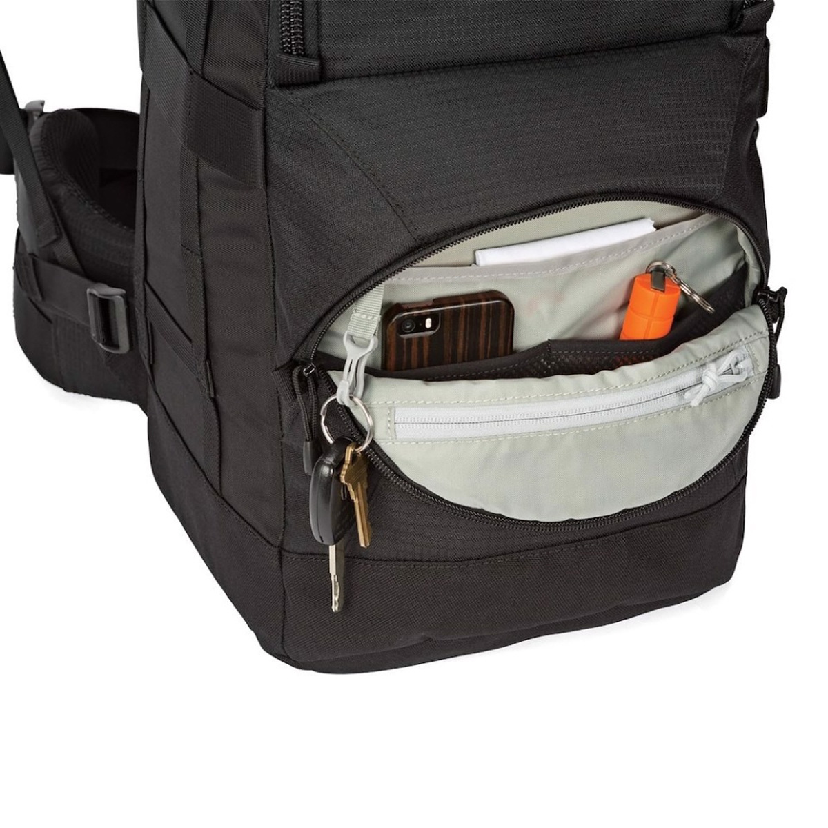 Lens Trekker 600 AW III (Black 0056035367762