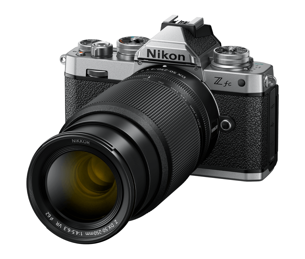 Nikon Zfc KIT Z DX 16-50mm f/3.5-6.3 VR SE + Z DX 50-250mm f/4.5-6.3 VR Objektiv 4960759907912