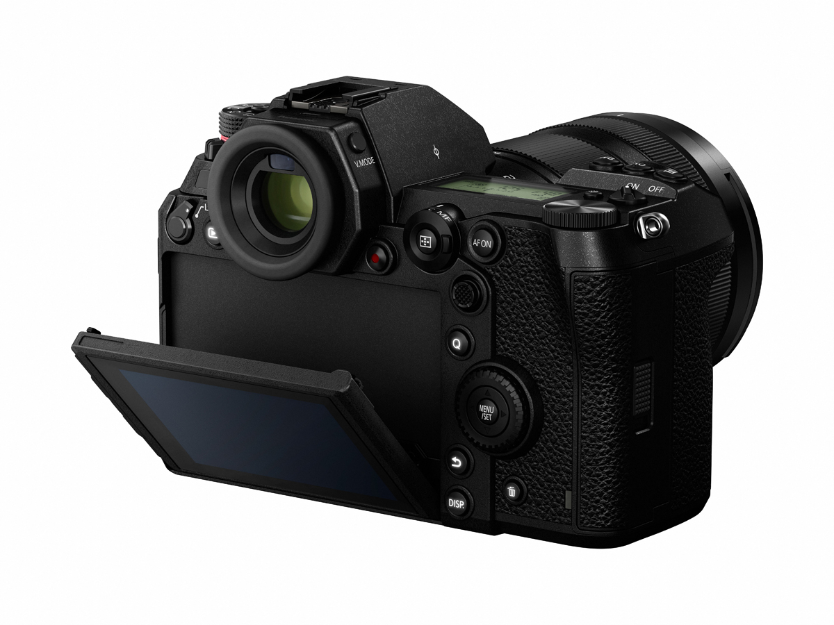Panasonic Lumix S1 + 4,0 / 24-105 mm Makro OIS 5025232891504